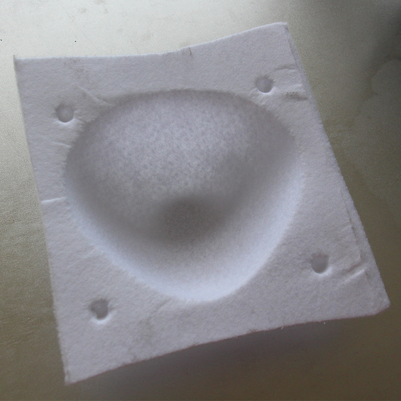 四工位杯型口罩定型剪切機HD-11704 四工位杯型口罩定型剪切機HD-11704