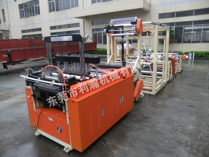 <a href='http://www.m.symn.com.cn/xingyezixun/11.html' target='1' style='font-size:14px; font-weight:bold; color:#ff0000;'>無紡布制袋機(jī)</a>